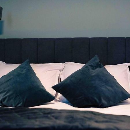 Cozy Studio In The Heart Of Bucharest Apartment ภายนอก รูปภาพ